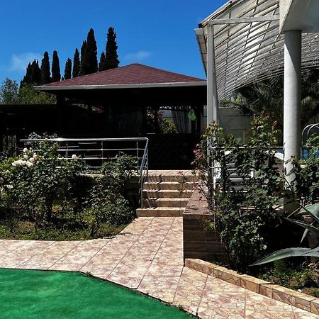 Мини-Отель Кристалл Gantiadi Exterior foto