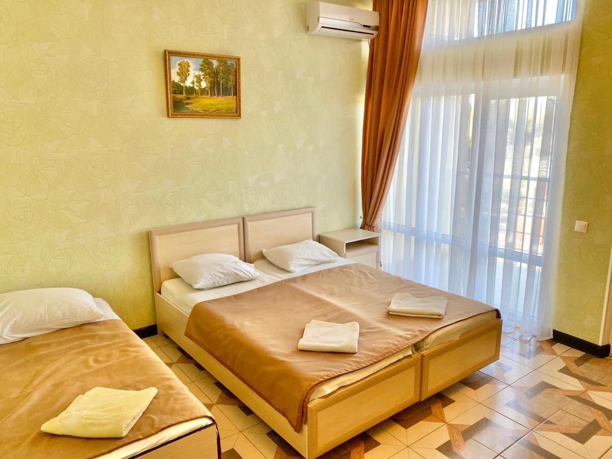 Мини-Отель Кристалл Gantiadi Exterior foto