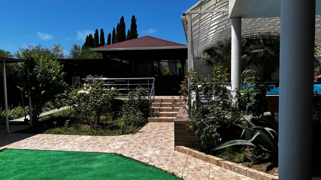 Мини-Отель Кристалл Gantiadi Exterior foto