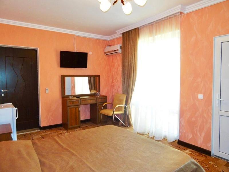 Мини-Отель Кристалл Gantiadi Exterior foto